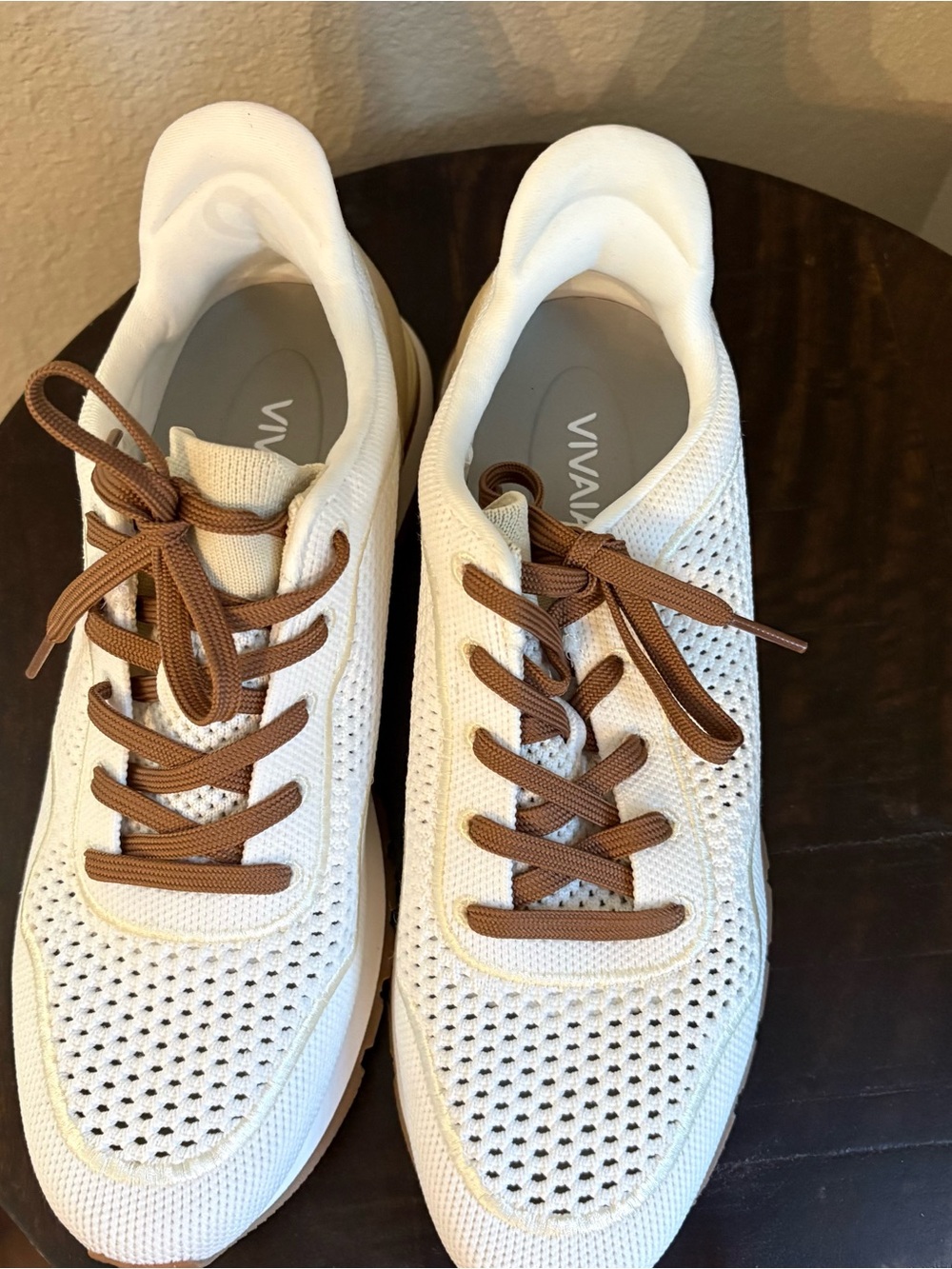Vivaia Slip On Sneakers - Picture 3 of 12
